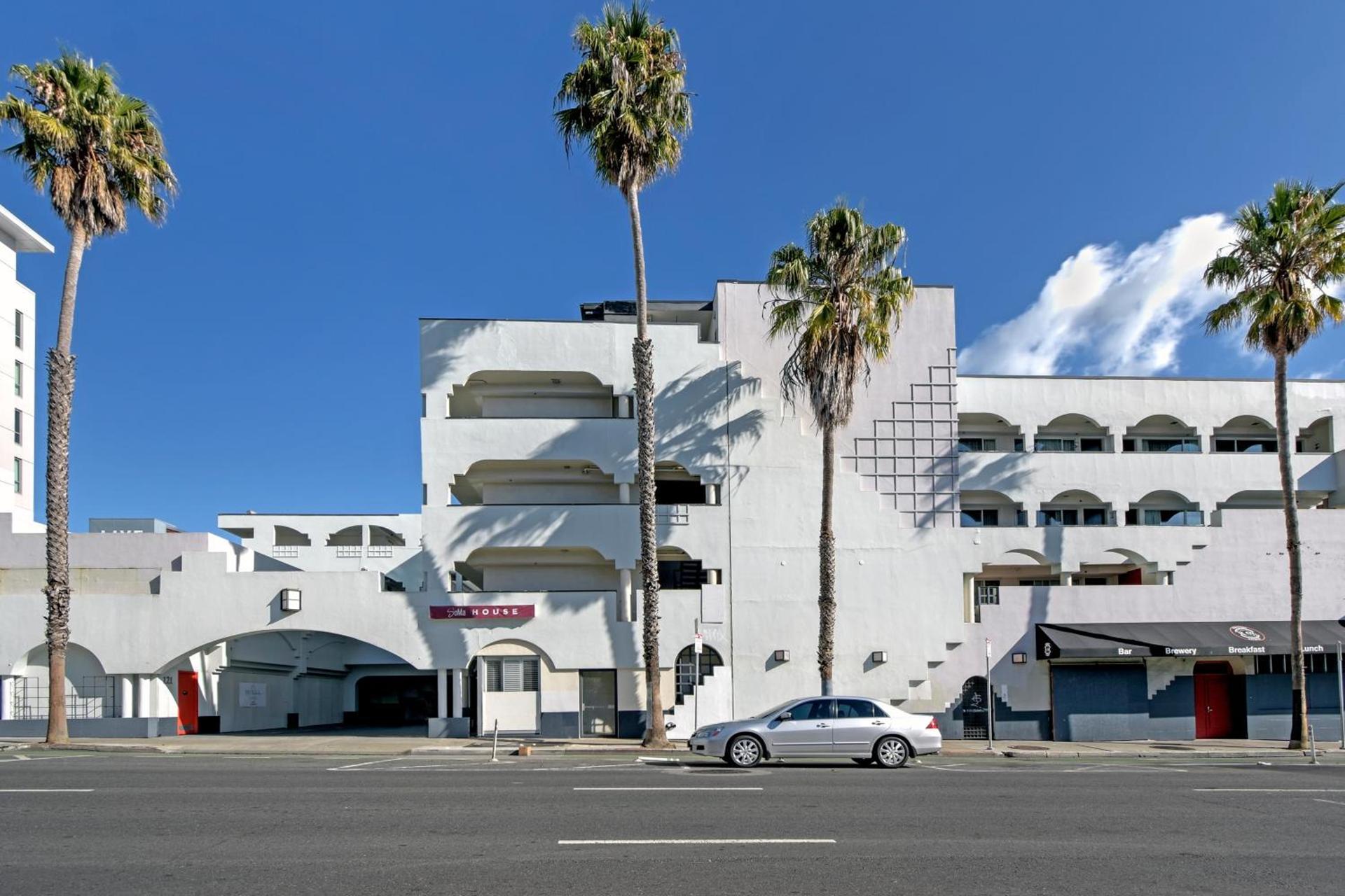 SoMa House photo 7
