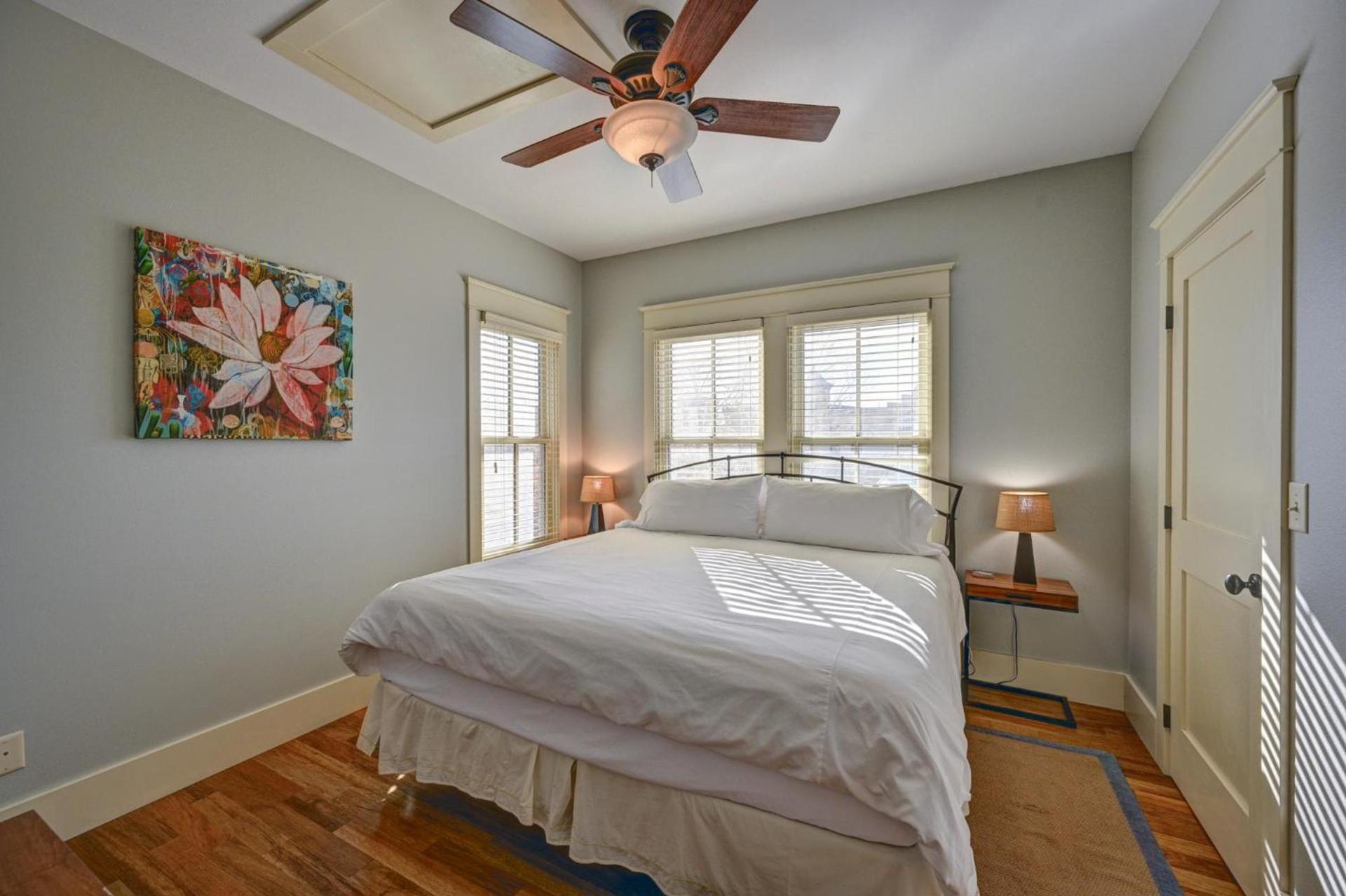 South Main Residences by Surf Hotel photo 60