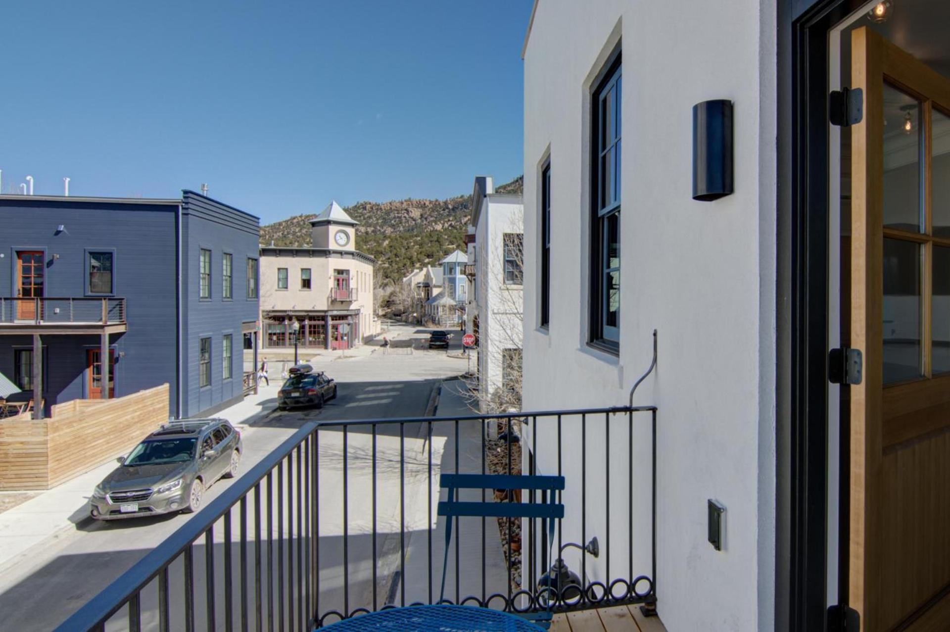 South Main Residences by Surf Hotel photo 61