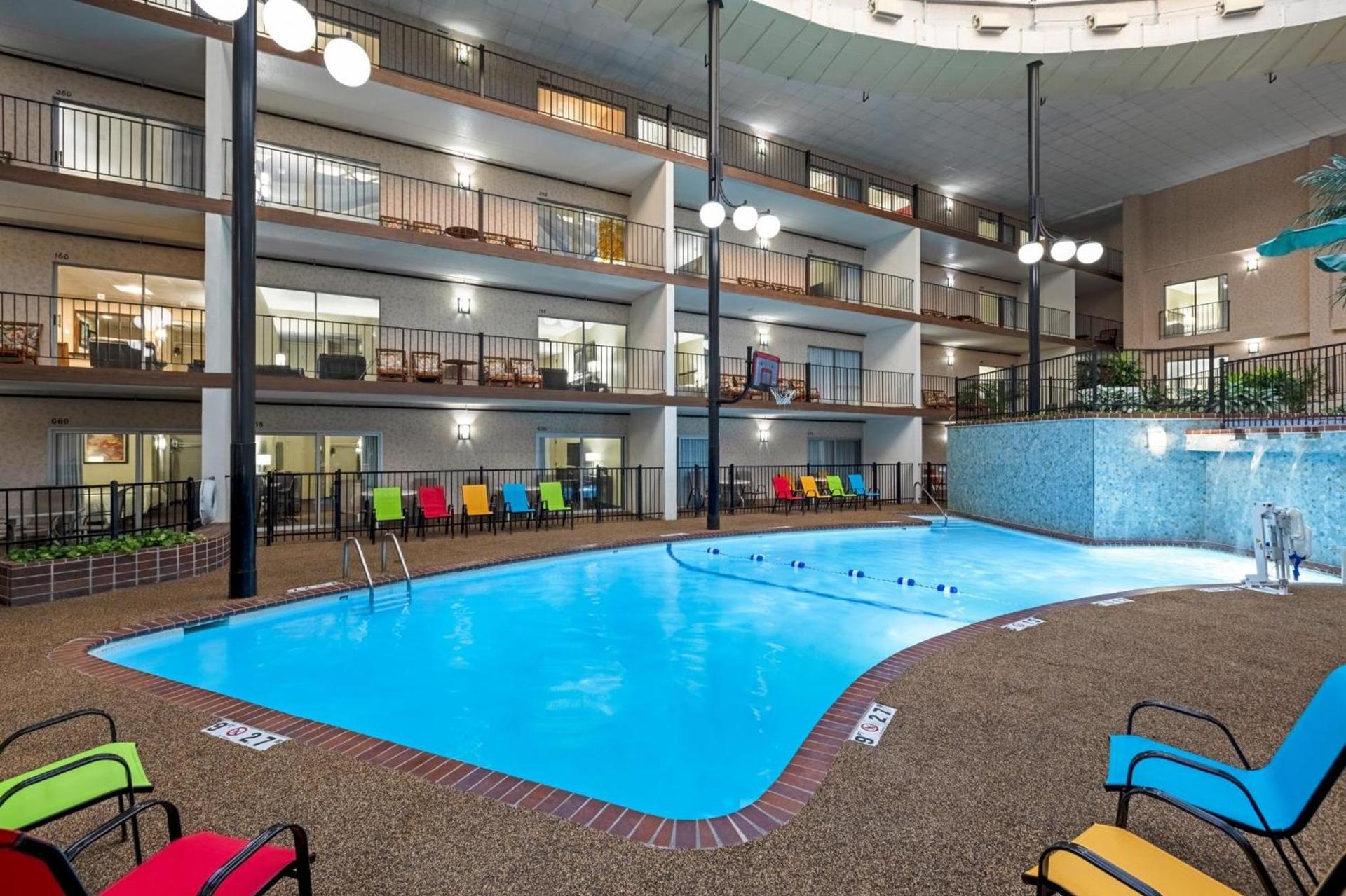 Holiday Inn Des Moines-Airport Conf Center by IHG photo 52