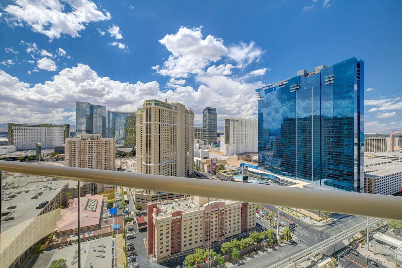 Blu Cashmere Premium Suite : MGM Signature Hotel photo 11