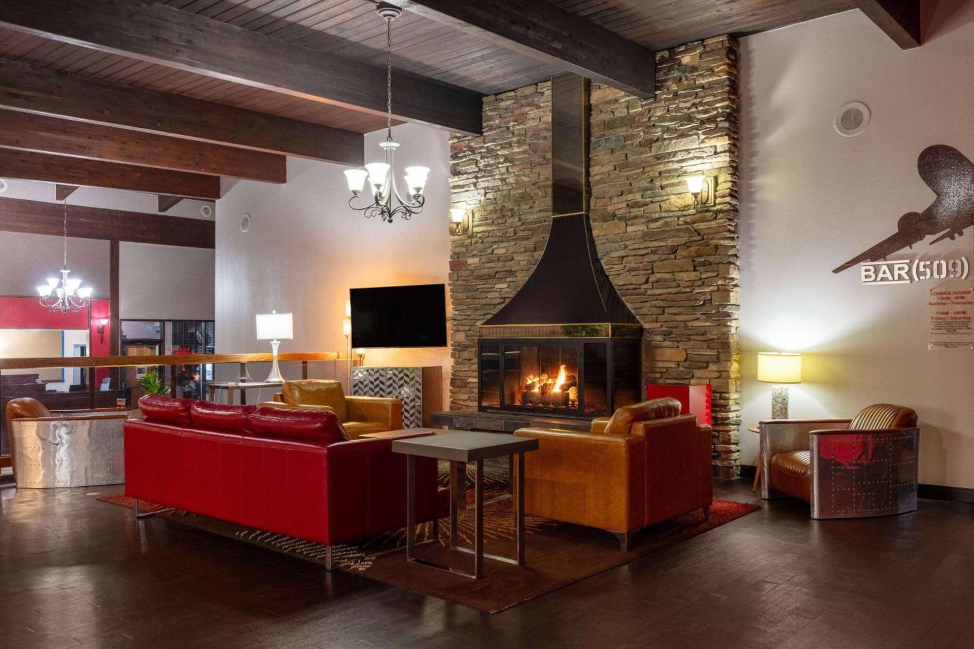 Ramada by Wyndham Spokane Airport photo 6