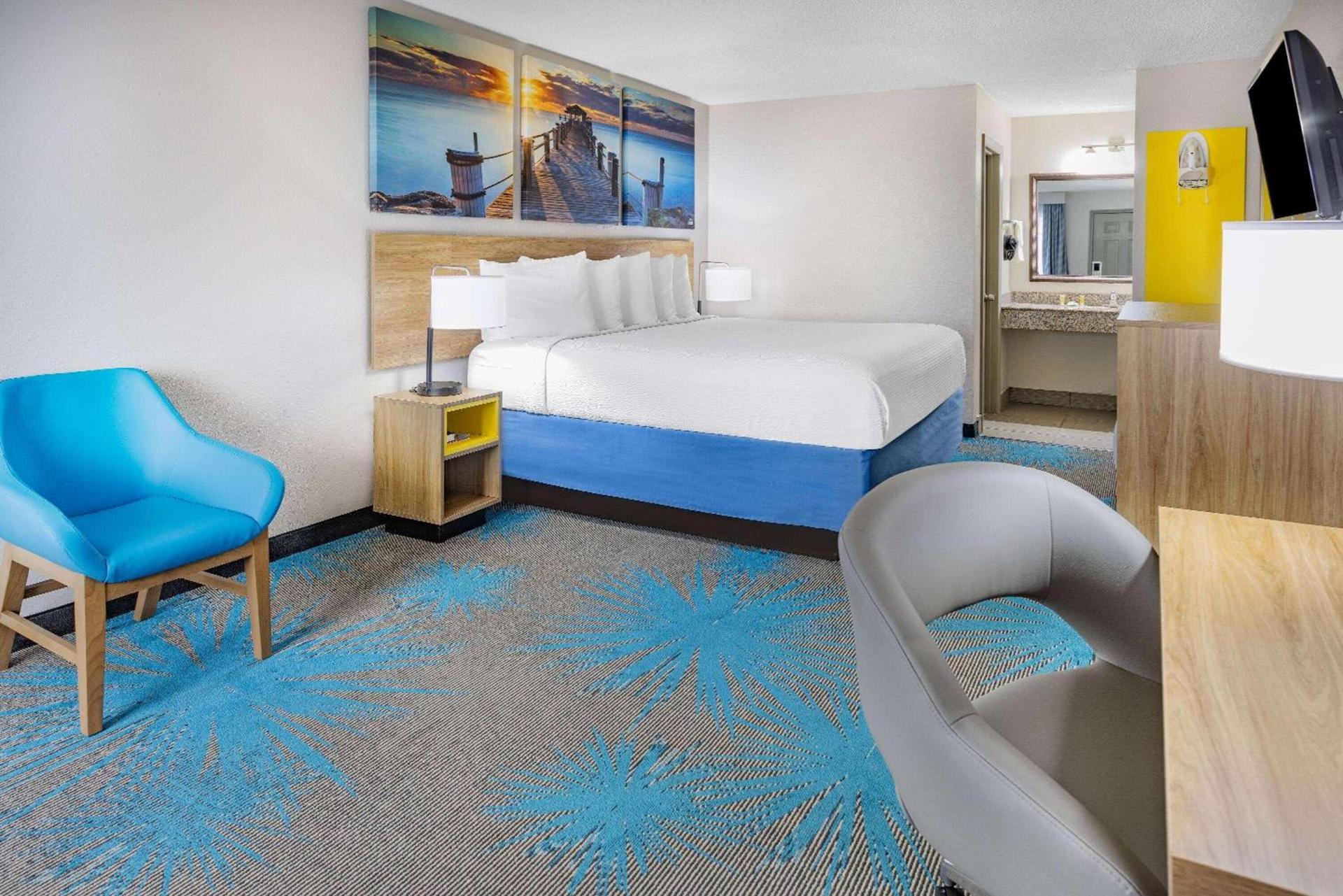 Days Inn by Wyndham Barnwell photo 13