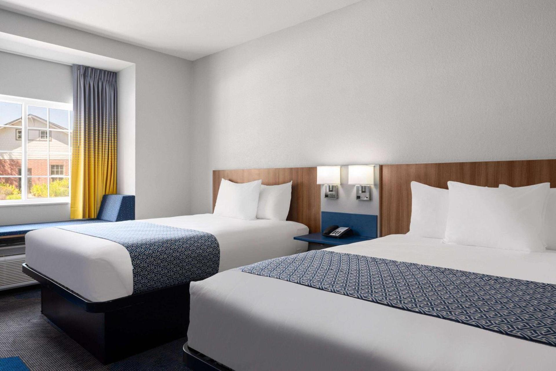 Microtel Inn & Suites by Wyndham of Houma photo 14