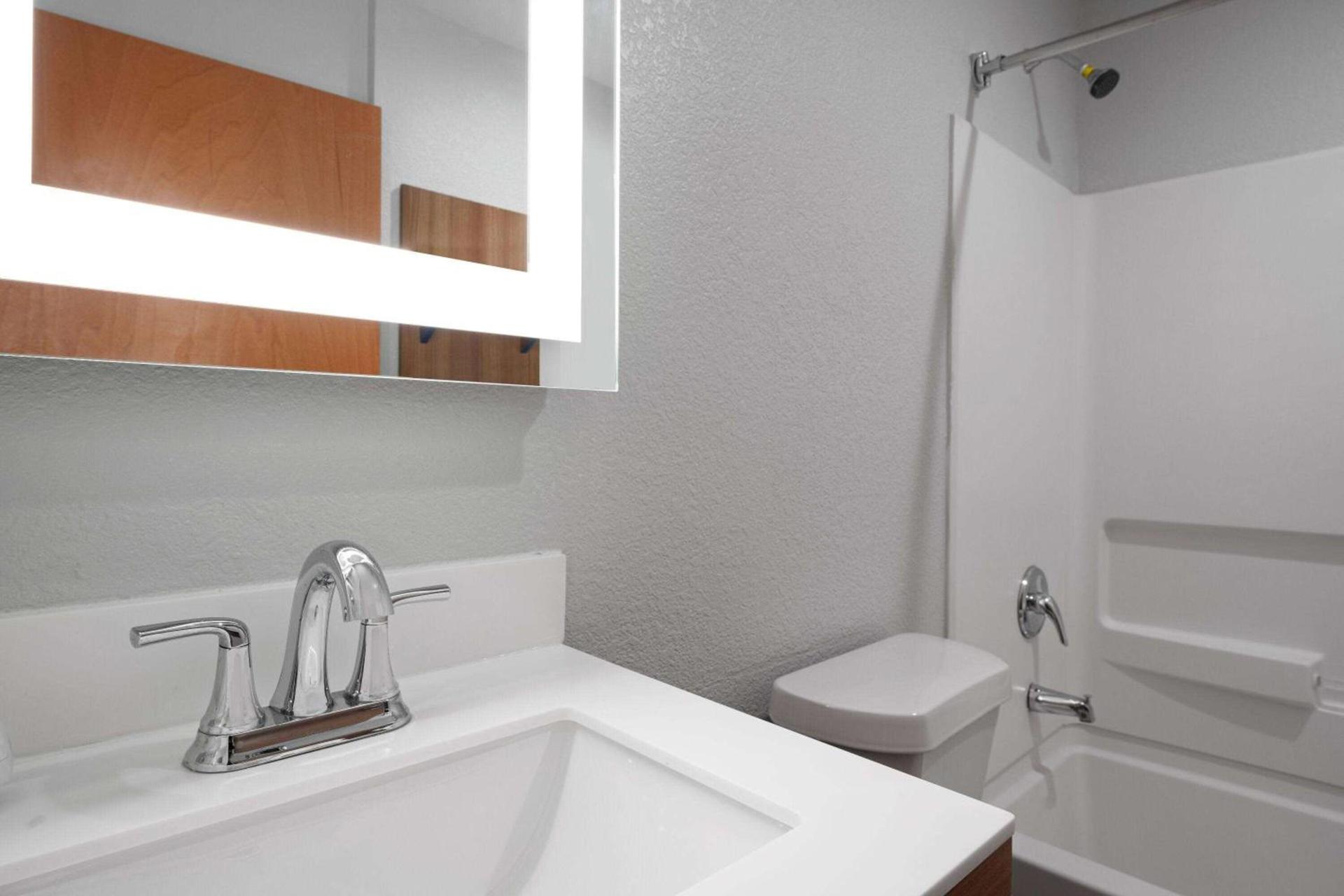 Microtel Inn & Suites by Wyndham of Houma photo 28