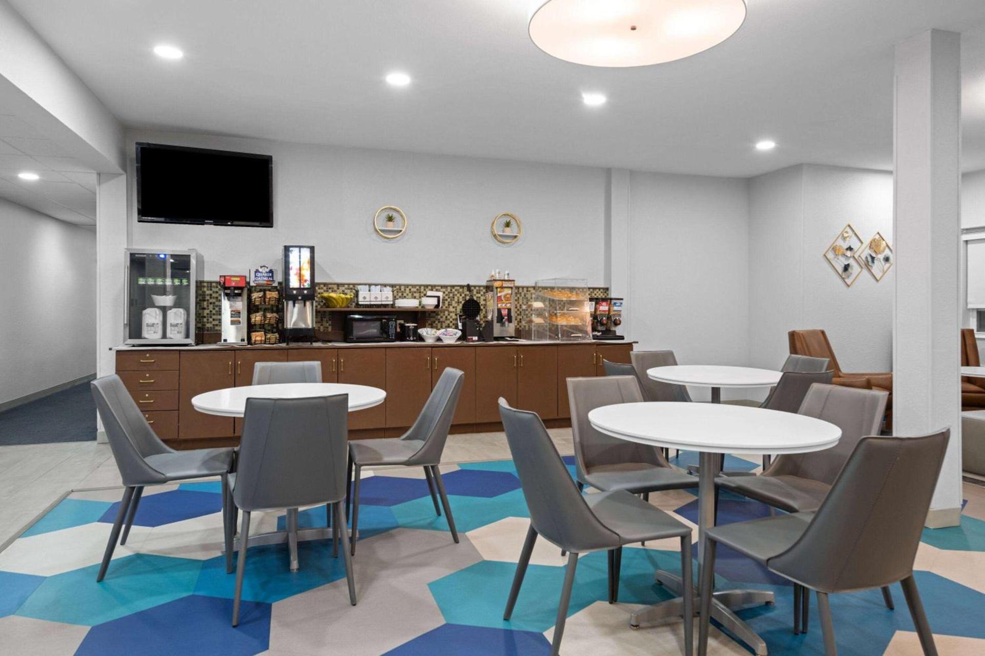 Microtel Inn & Suites by Wyndham of Houma photo 32