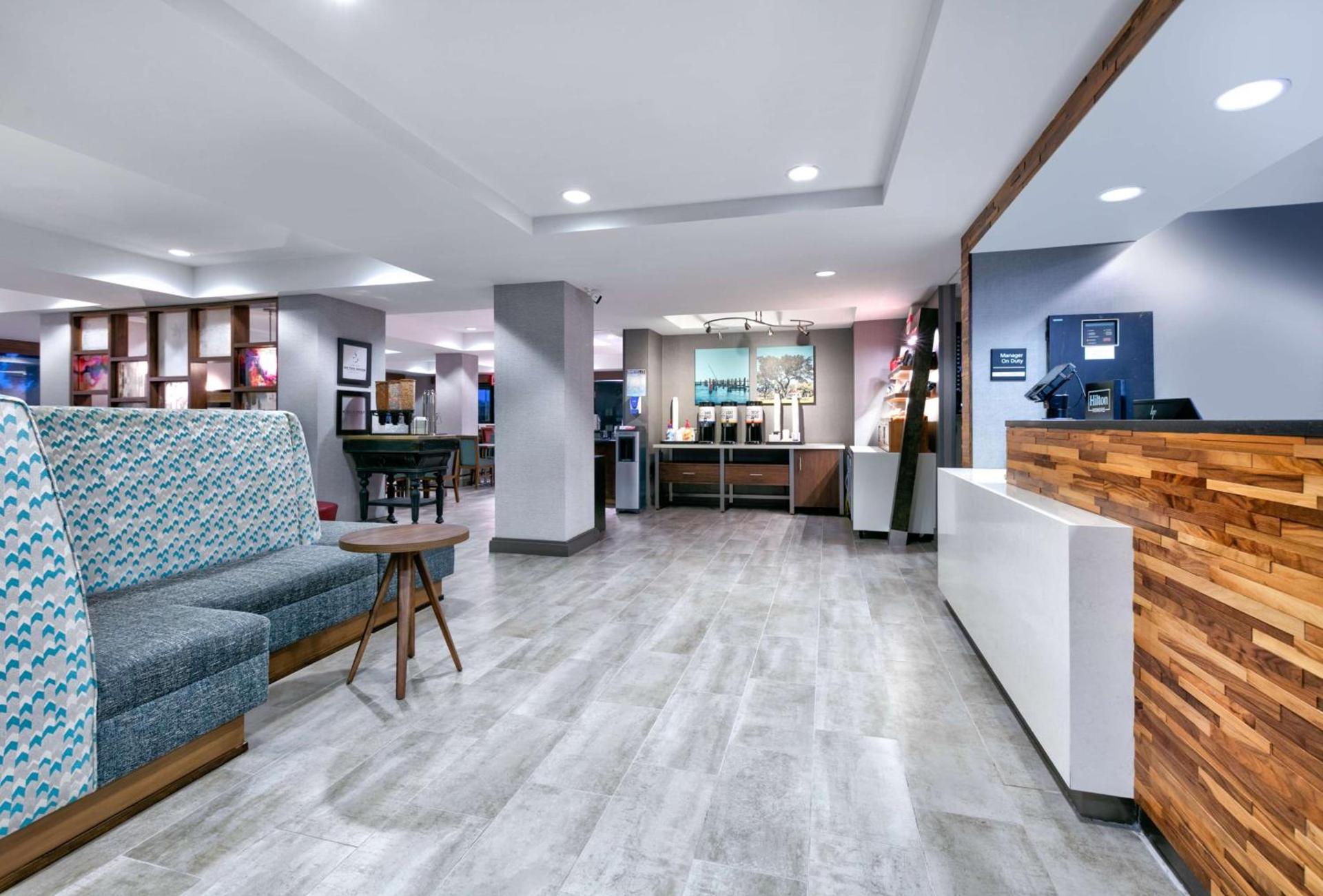 Hampton Inn Biloxi Beach Boulevard photo 5