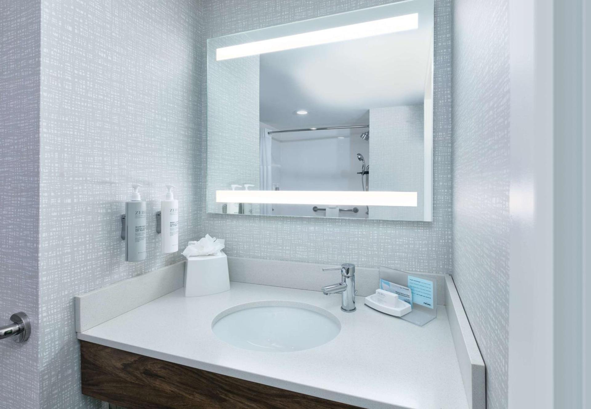 Hampton Inn Biloxi Beach Boulevard photo 32