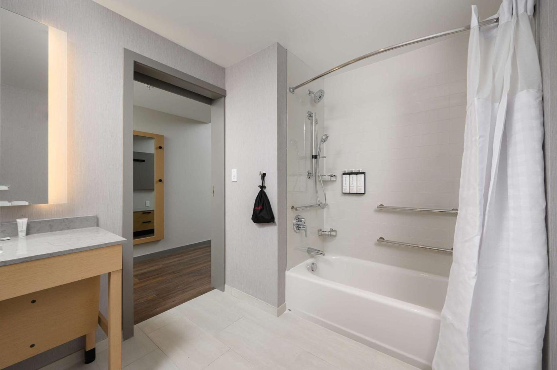 Hyatt Place Albany Downtown photo 8