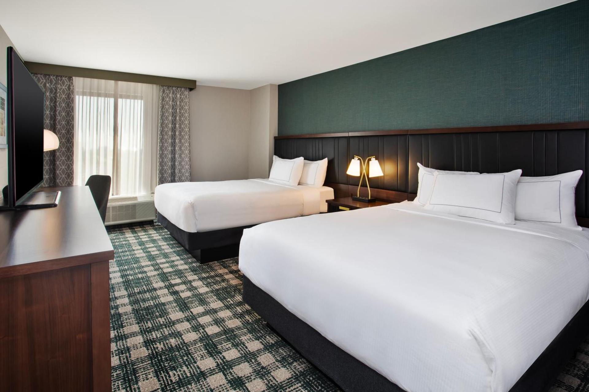 DoubleTree by Hilton Lansing photo 47