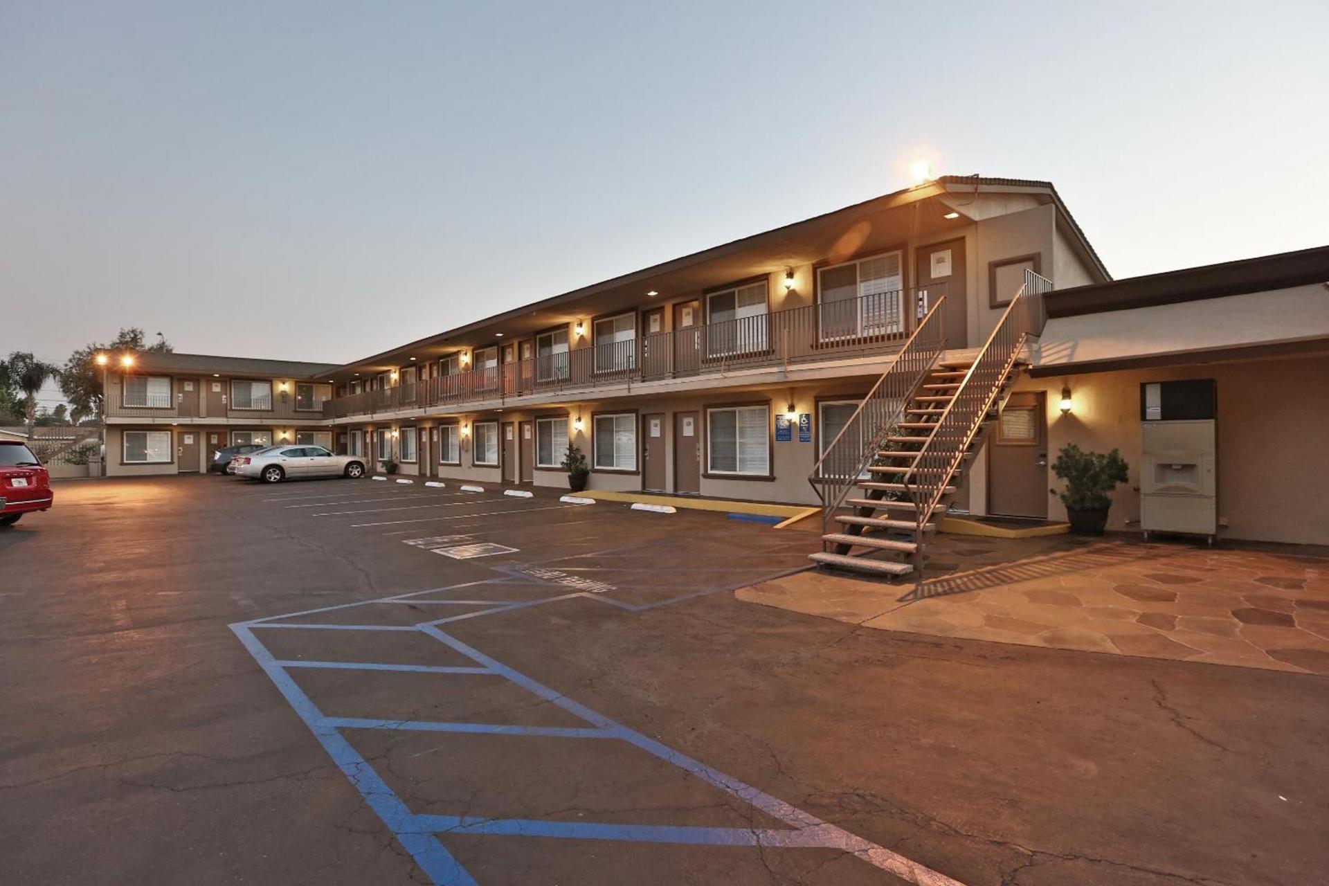 Hotel 414 Anaheim photo 52