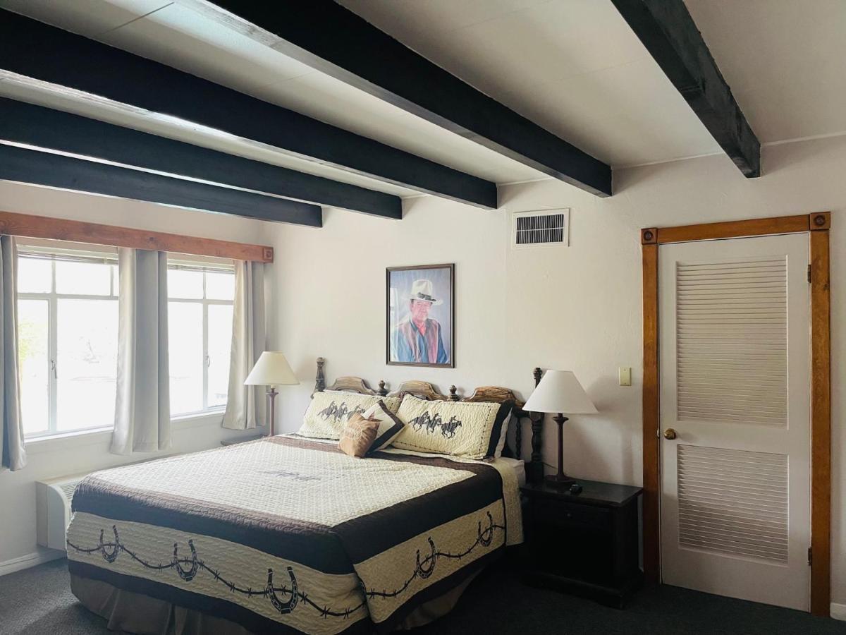 Apache Motel photo 10