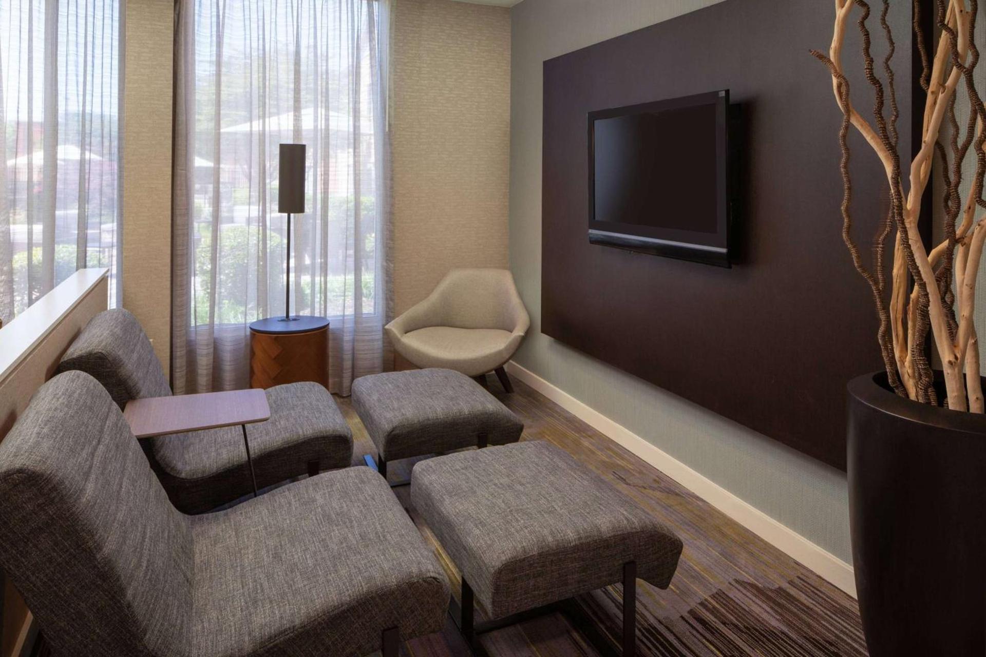 Sonesta Select Chattanooga Hamilton Place photo 24