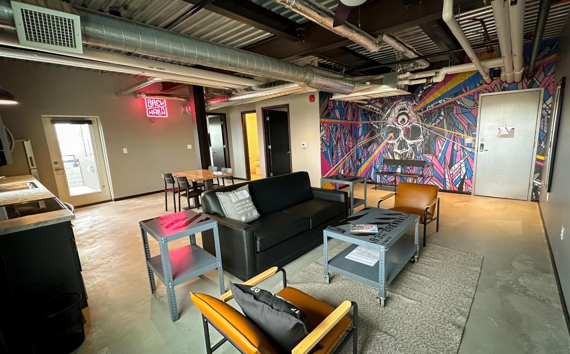 Brewhalla Hotel photo 20