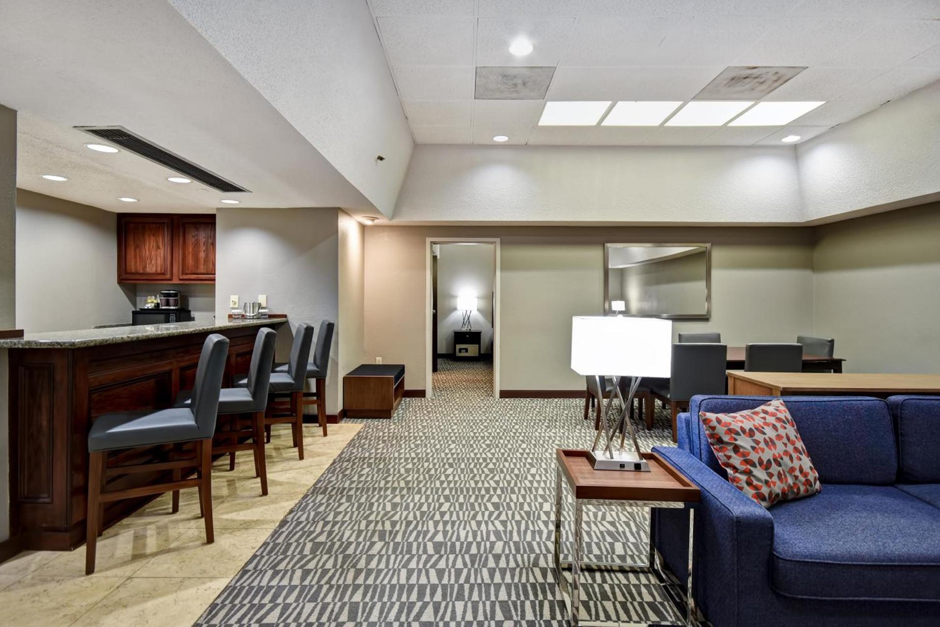 DoubleTree by Hilton Hotel Augusta photo 29