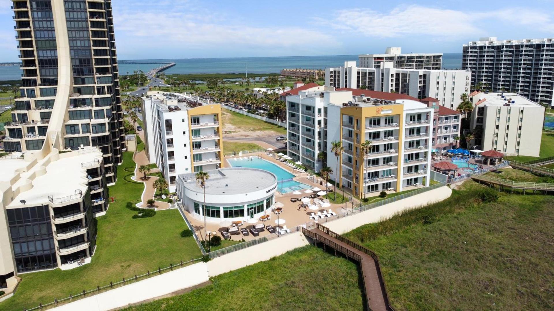 Peninsula Island Resort & Spa - Beachfront Property at South Padre Island photo 14