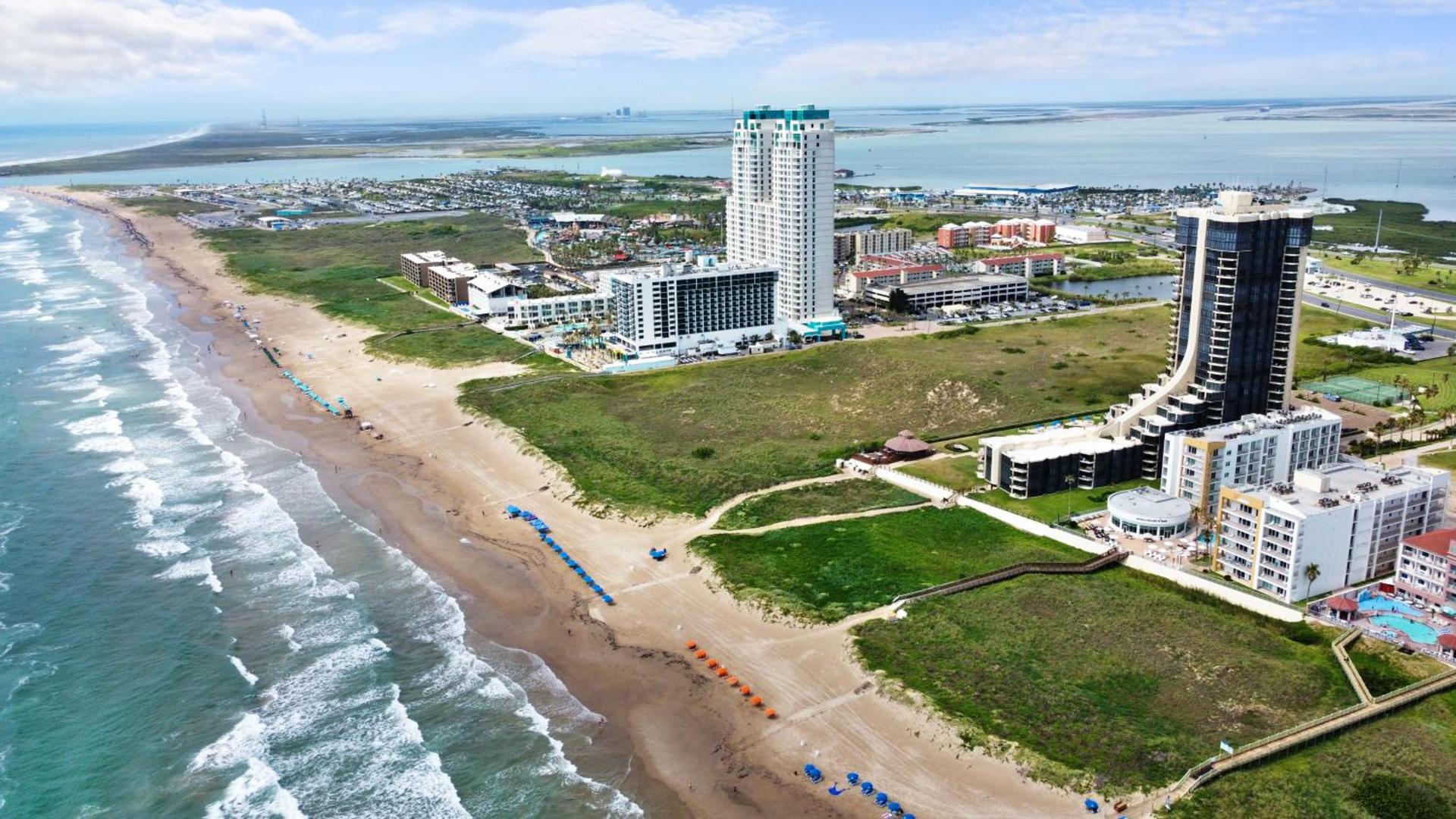 Peninsula Island Resort & Spa - Beachfront Property at South Padre Island photo 19