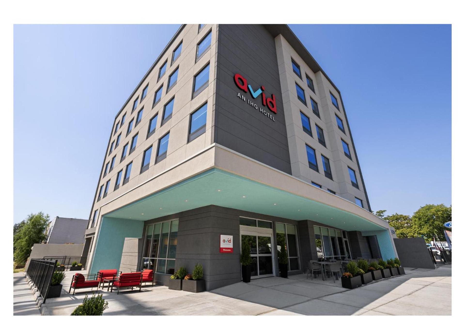 avid hotels - Brooklyn Dyker Heights by IHG photo 5