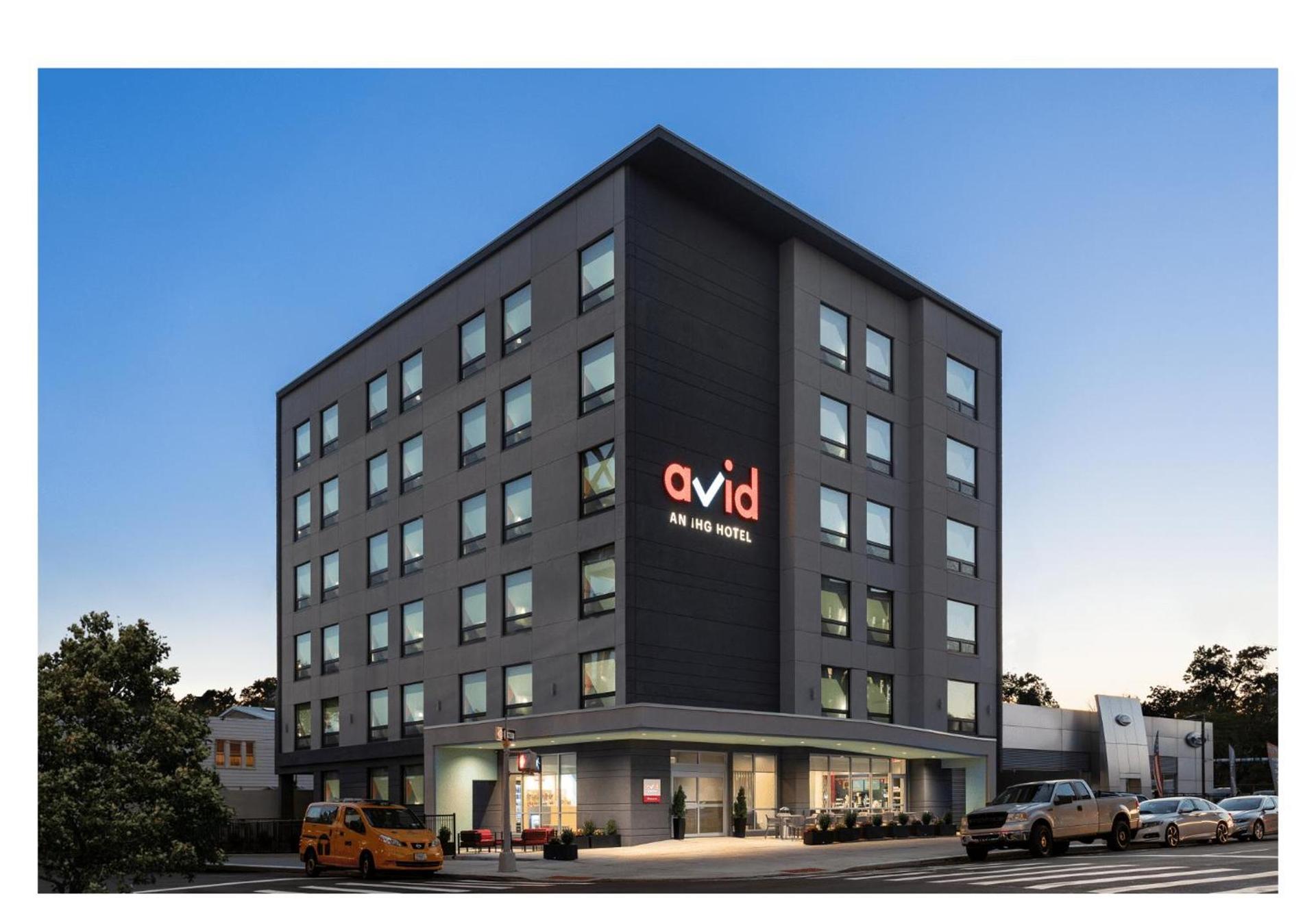 avid hotels - Brooklyn Dyker Heights by IHG photo 4