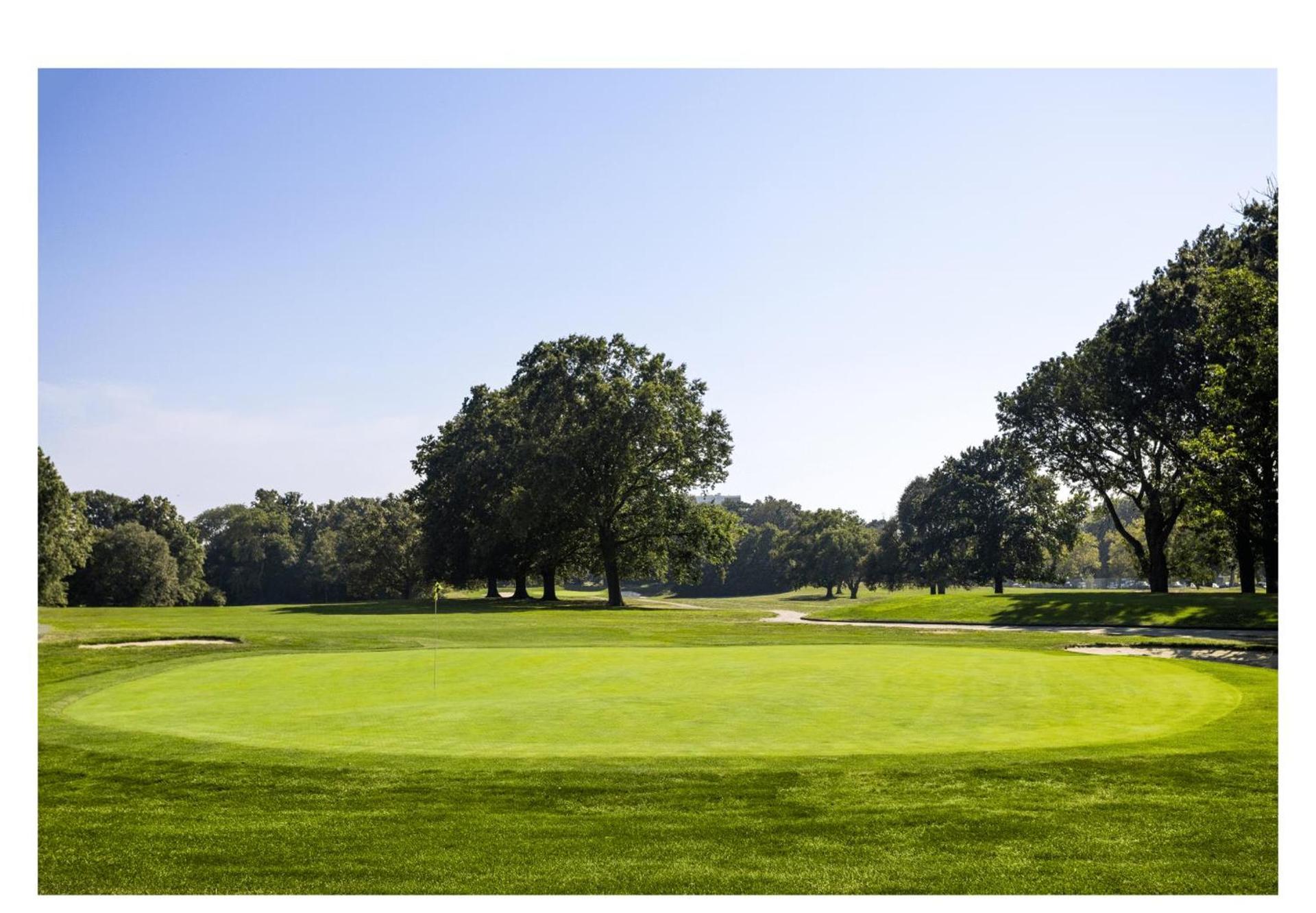 avid hotels - Brooklyn Dyker Heights by IHG photo 26