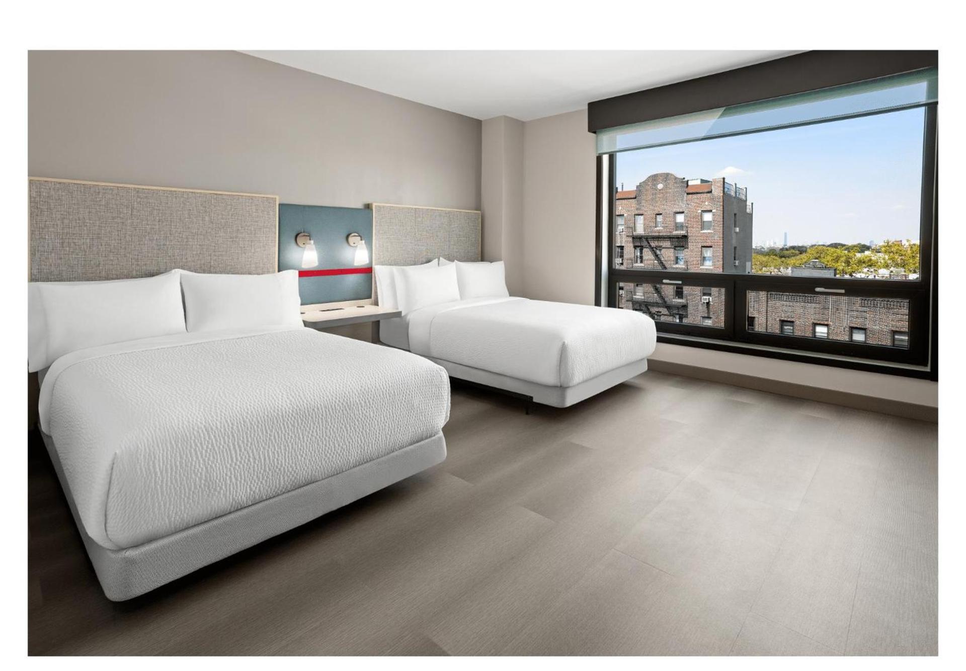 avid hotels - Brooklyn Dyker Heights by IHG photo 12