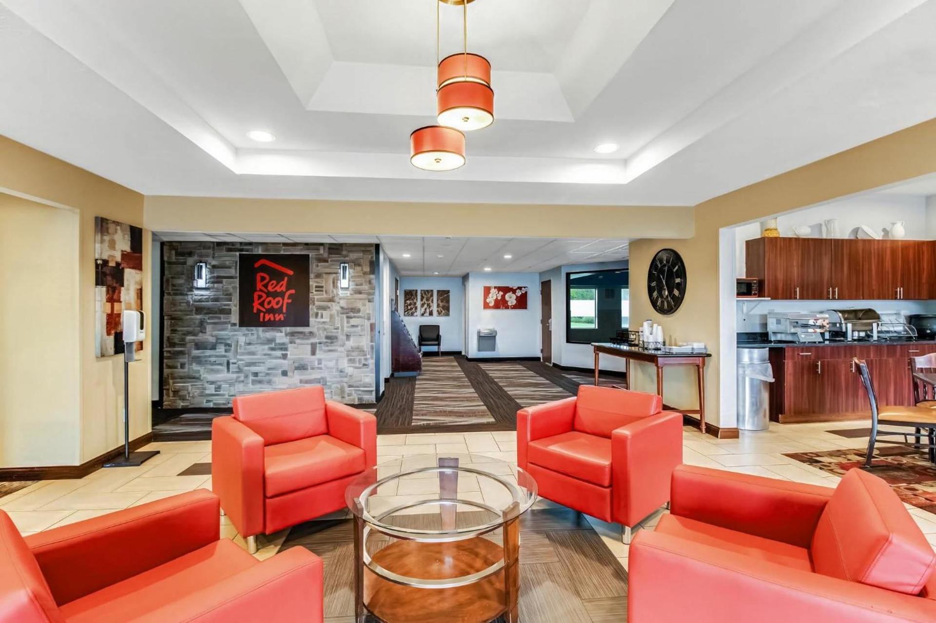 Red Roof Inn Springfield, OH photo 9