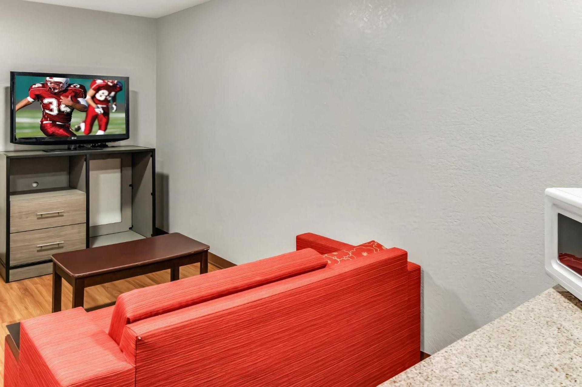 Red Roof Inn Springfield, OH photo 32