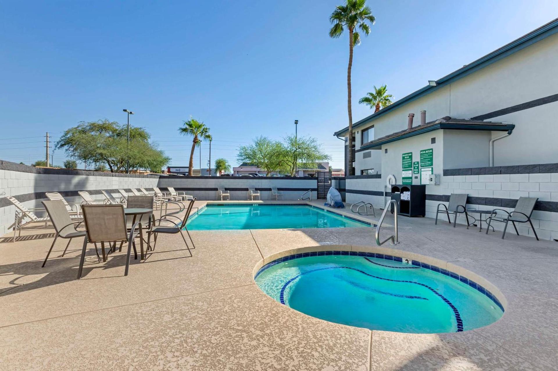 Best Western Superstition Springs Inn photo 8