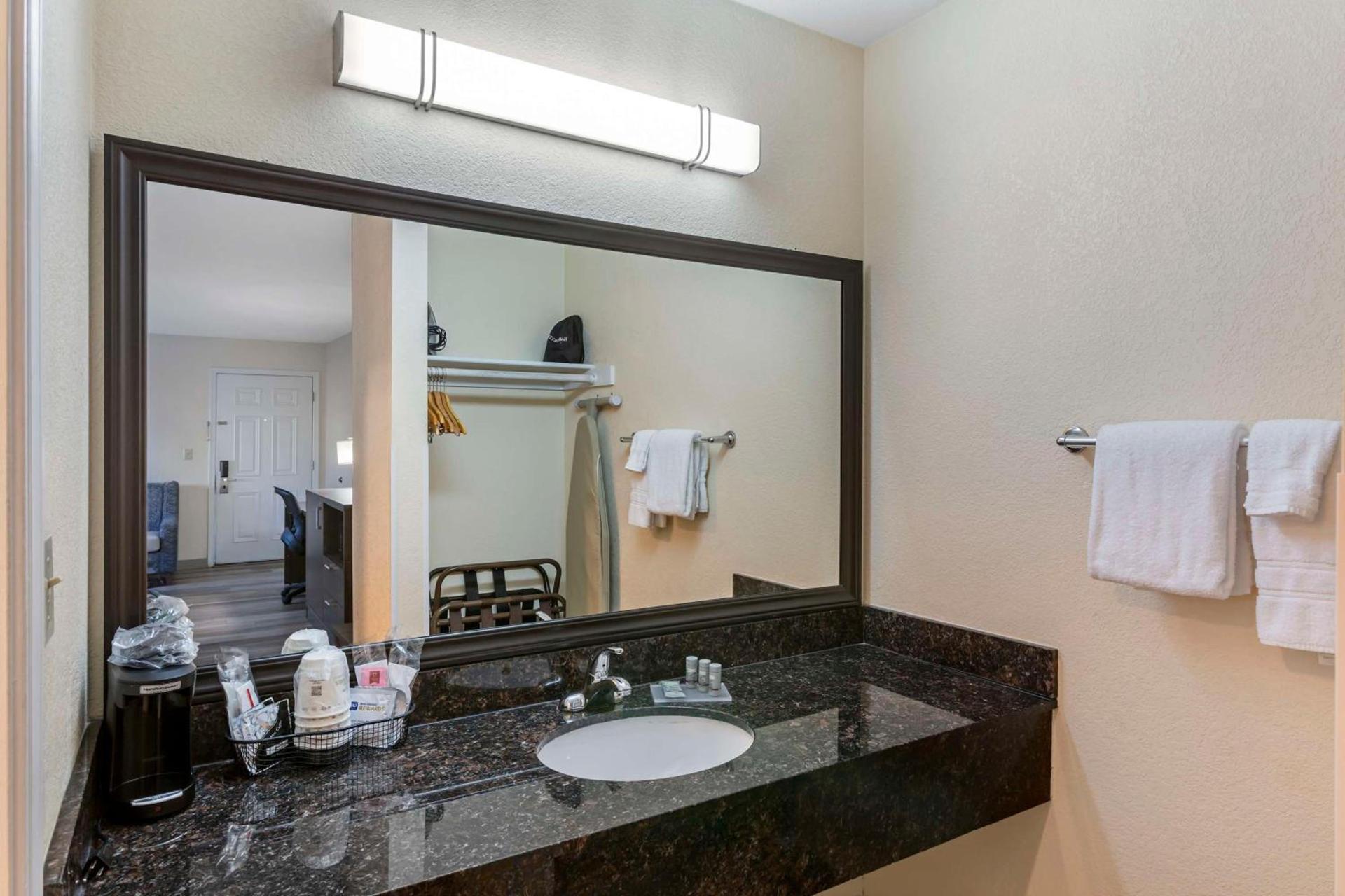 Best Western Superstition Springs Inn photo 16
