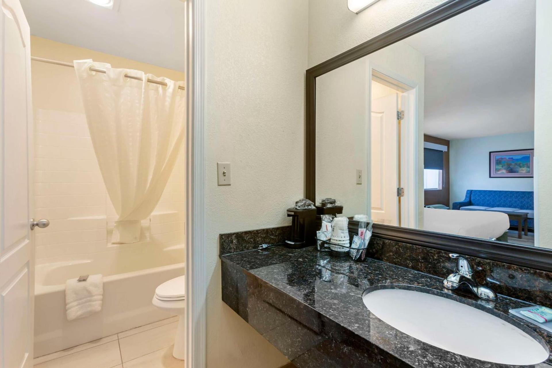 Best Western Superstition Springs Inn photo 17