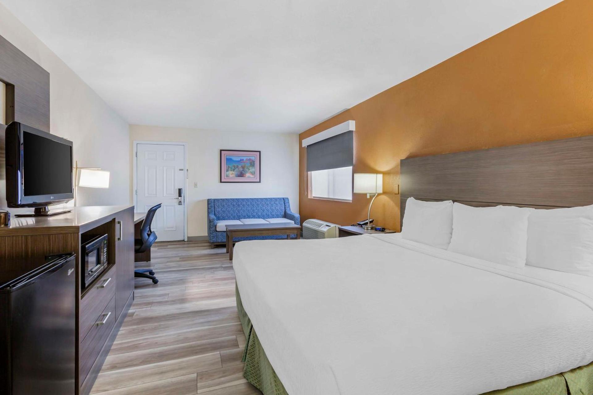 Best Western Superstition Springs Inn photo 14