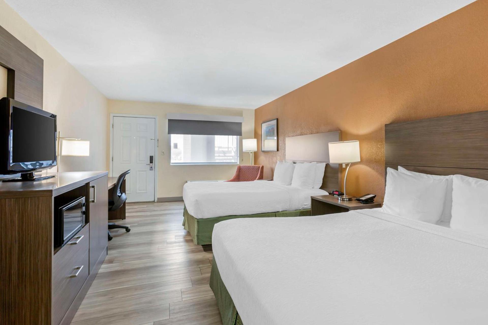 Best Western Superstition Springs Inn photo 19