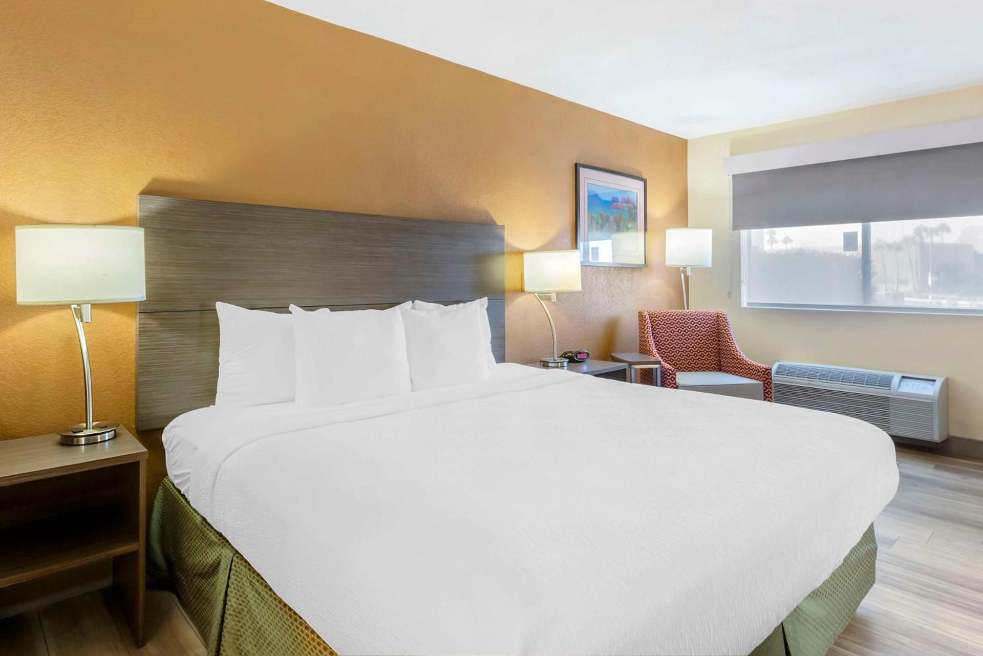Best Western Superstition Springs Inn photo 23