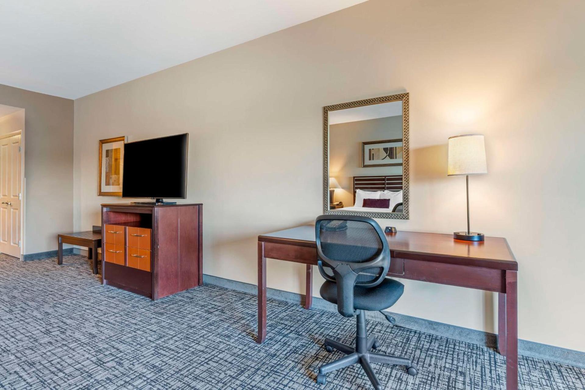 Best Western Plus Bayside Hotel photo 15