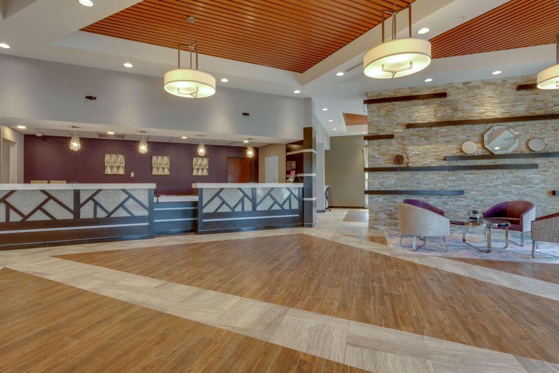 Drury Inn & Suites Overland Park photo 7
