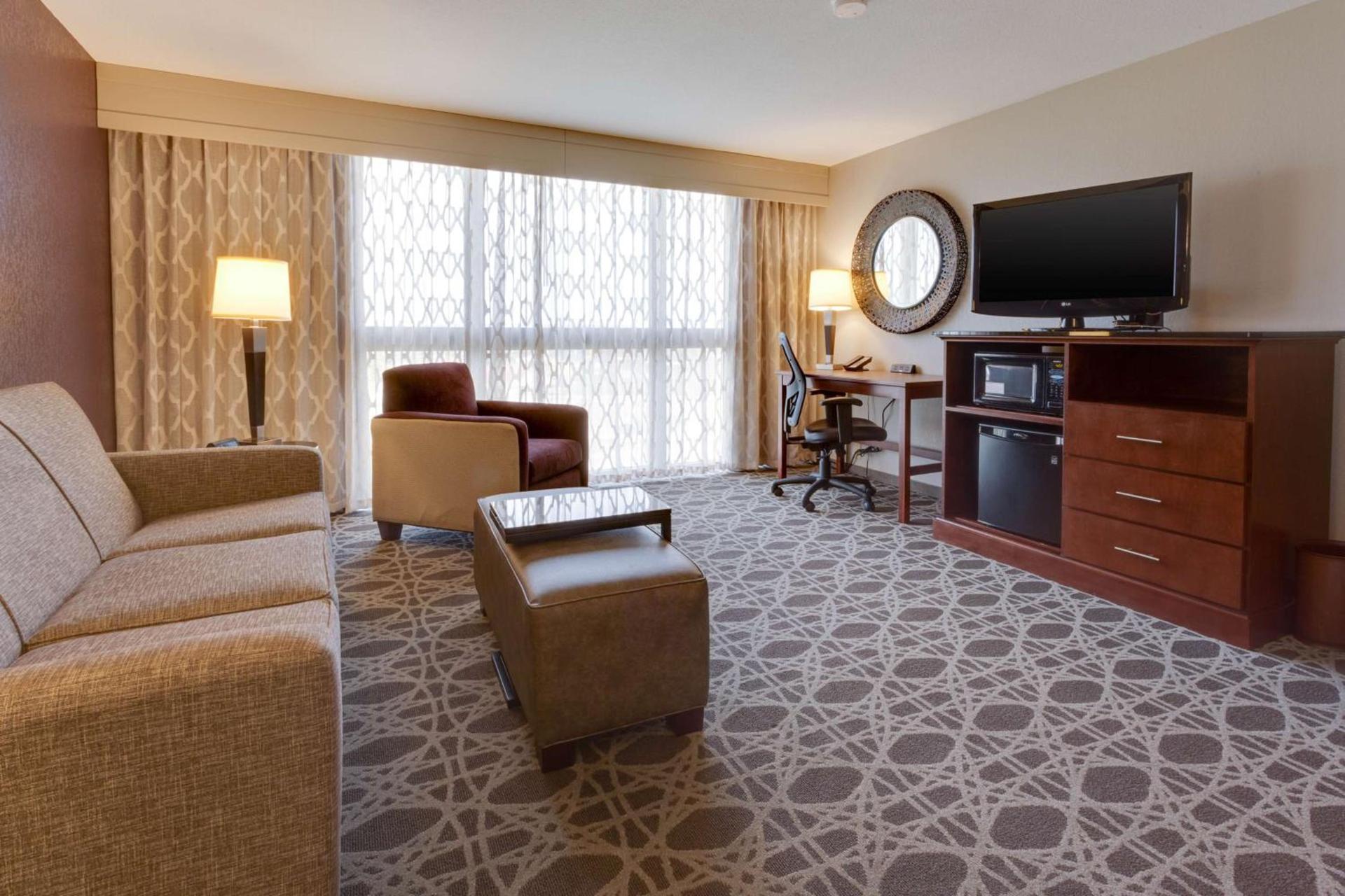 Drury Inn & Suites Overland Park photo 16