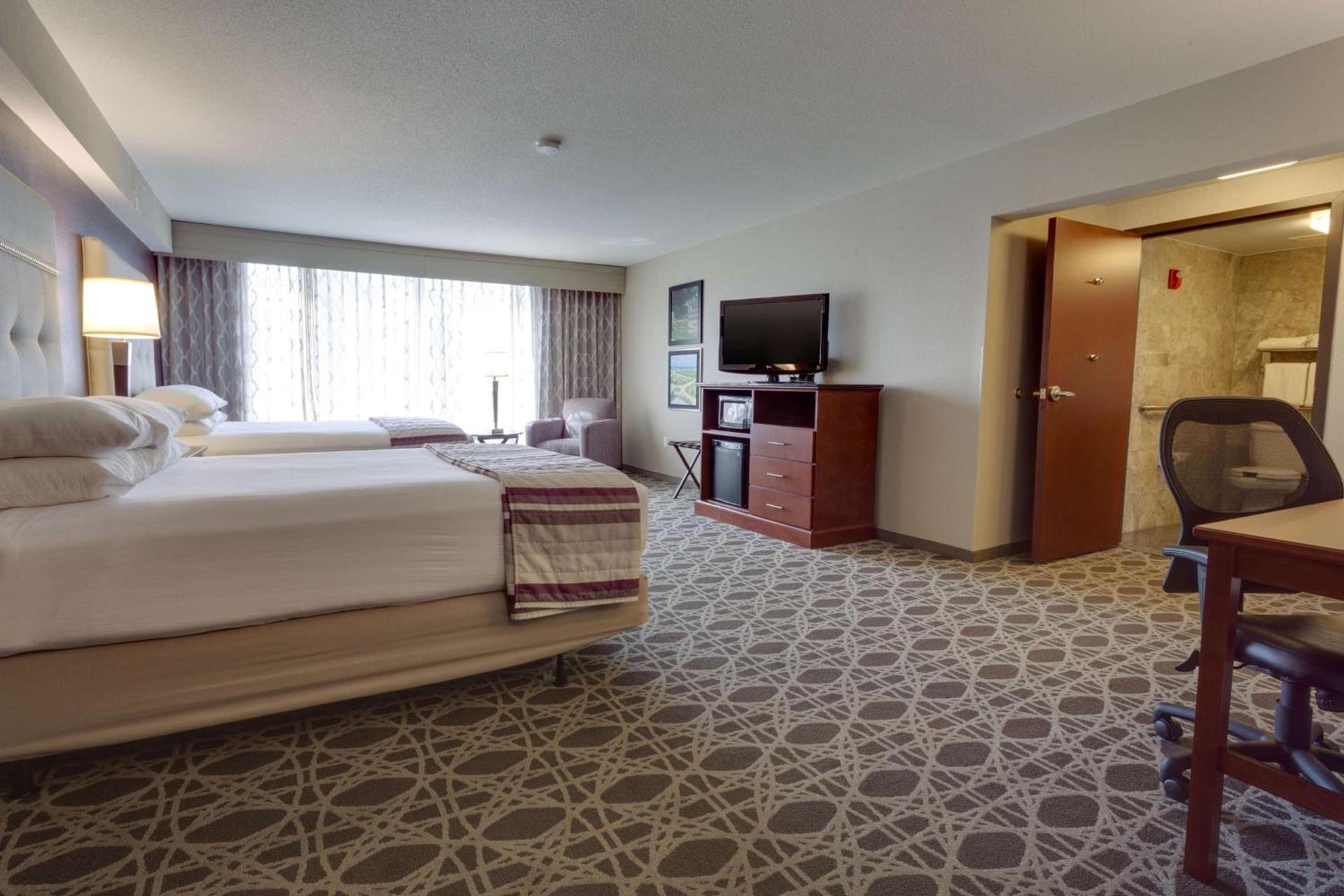 Drury Inn & Suites Overland Park photo 23