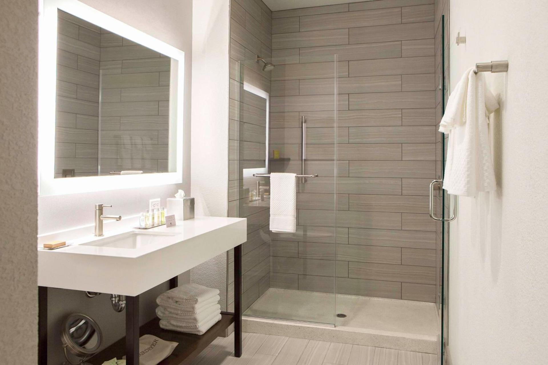 Hilton Garden Inn Minneapolis - University Area photo 22
