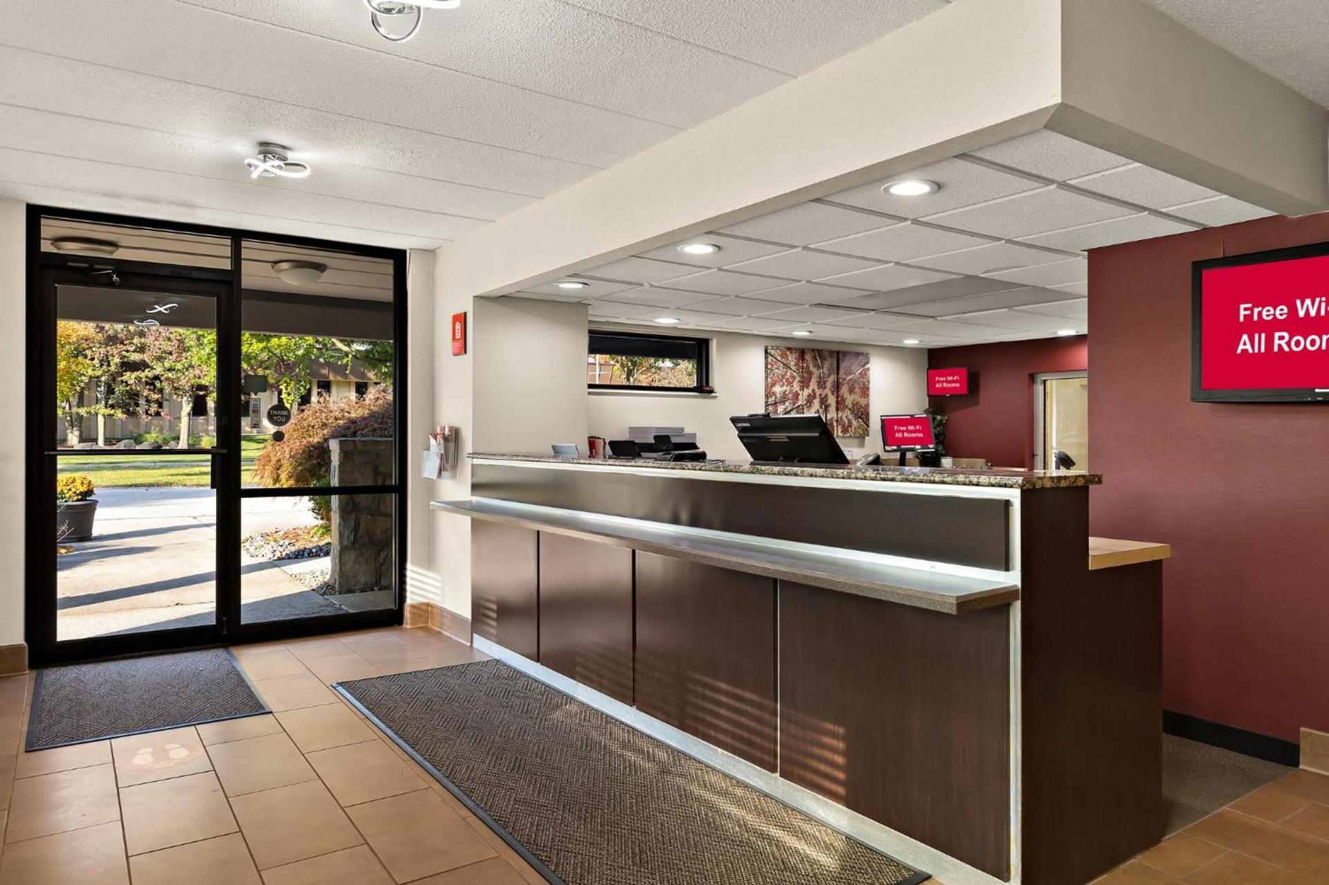 Red Roof Inn Cleveland - Westlake photo 12
