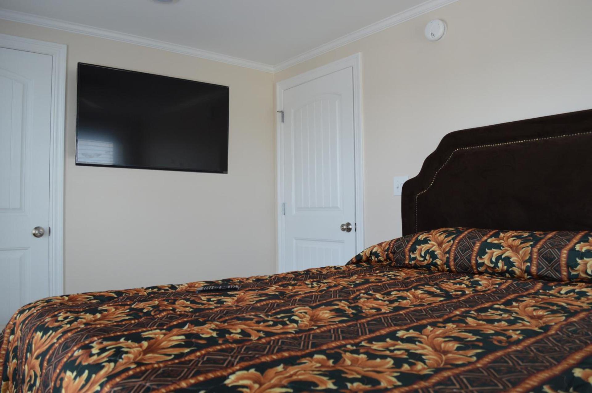 Copley LaReine Motel photo 12