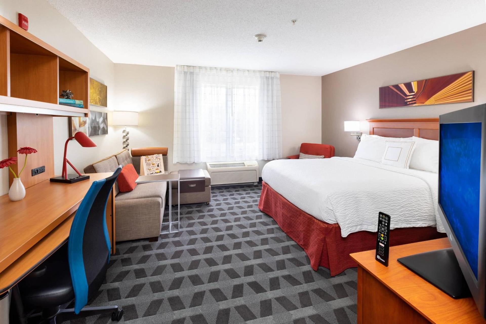 TownePlace Suites Bowie Town Center photo 11