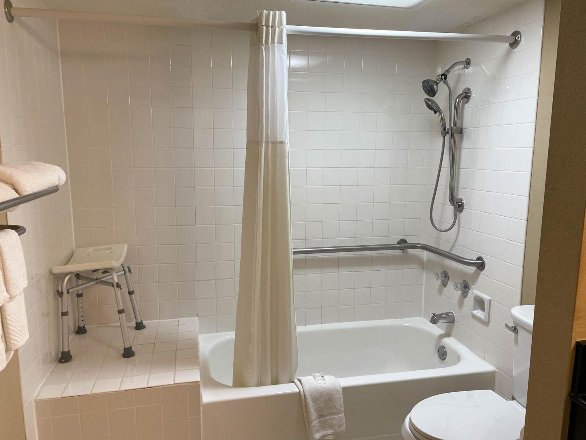 Studio 6 Suites North Richland Hills TX photo 16