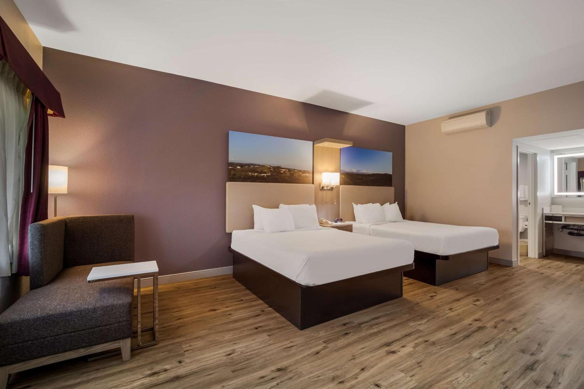 Best Western Diamond Bar Hotel & Suites photo 24