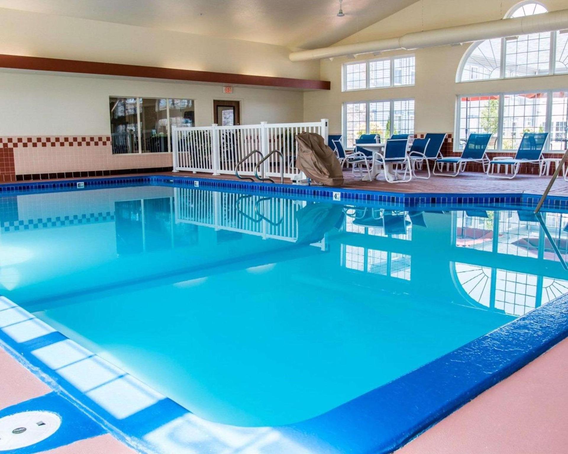 Comfort Inn & Suites and Conference Center photo 18
