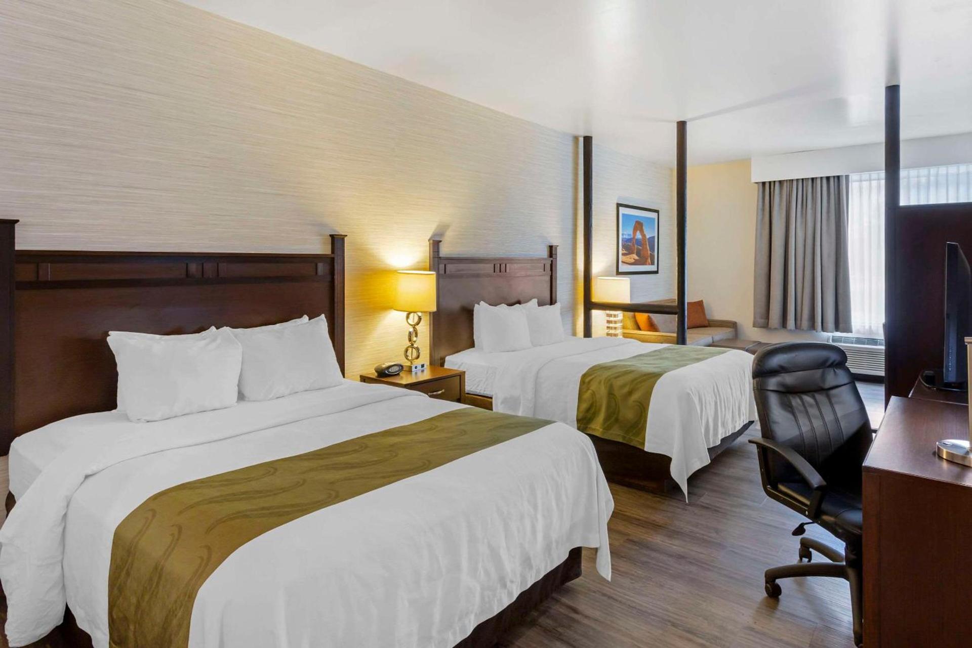 Quality Suites Moab near Arches National Park photo 18