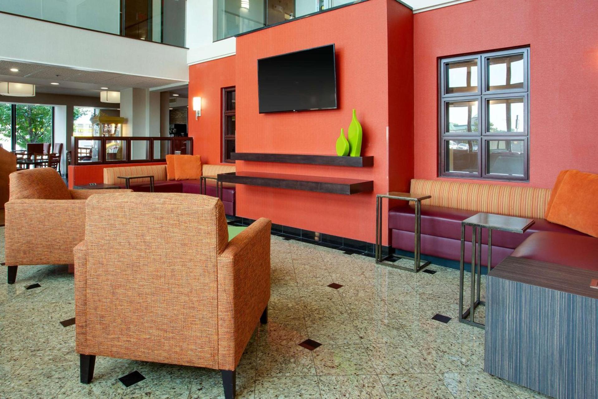 Drury Inn & Suites Terre Haute photo 6
