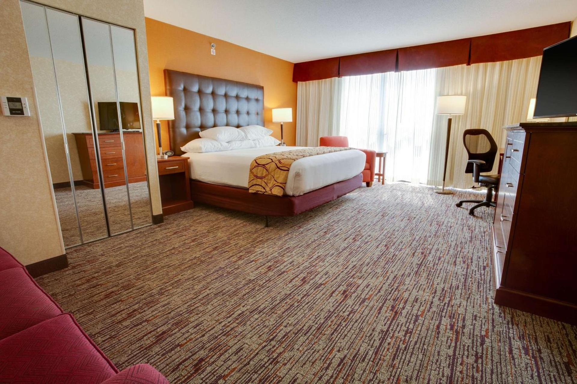 Drury Inn & Suites Terre Haute photo 13