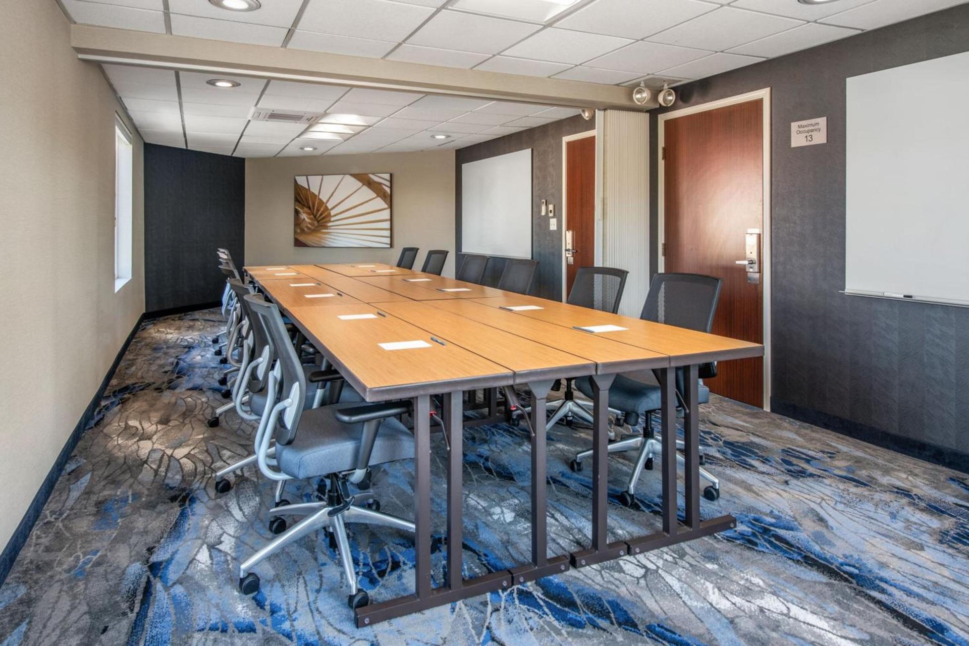 Fairfield Inn and Suites by Marriott San Jose Airport photo 28