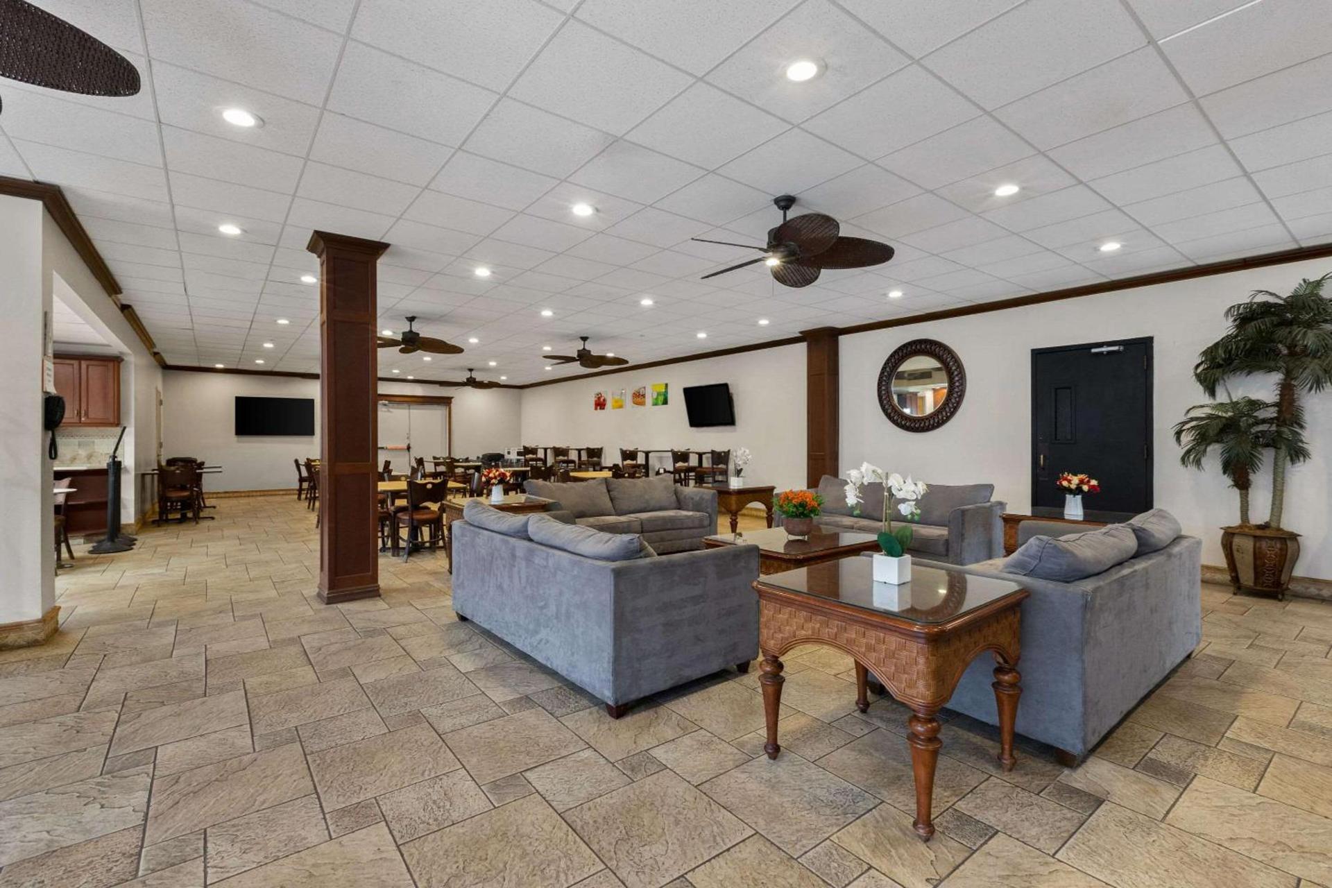 Quality Inn Wayne - Fairfield Area photo 7