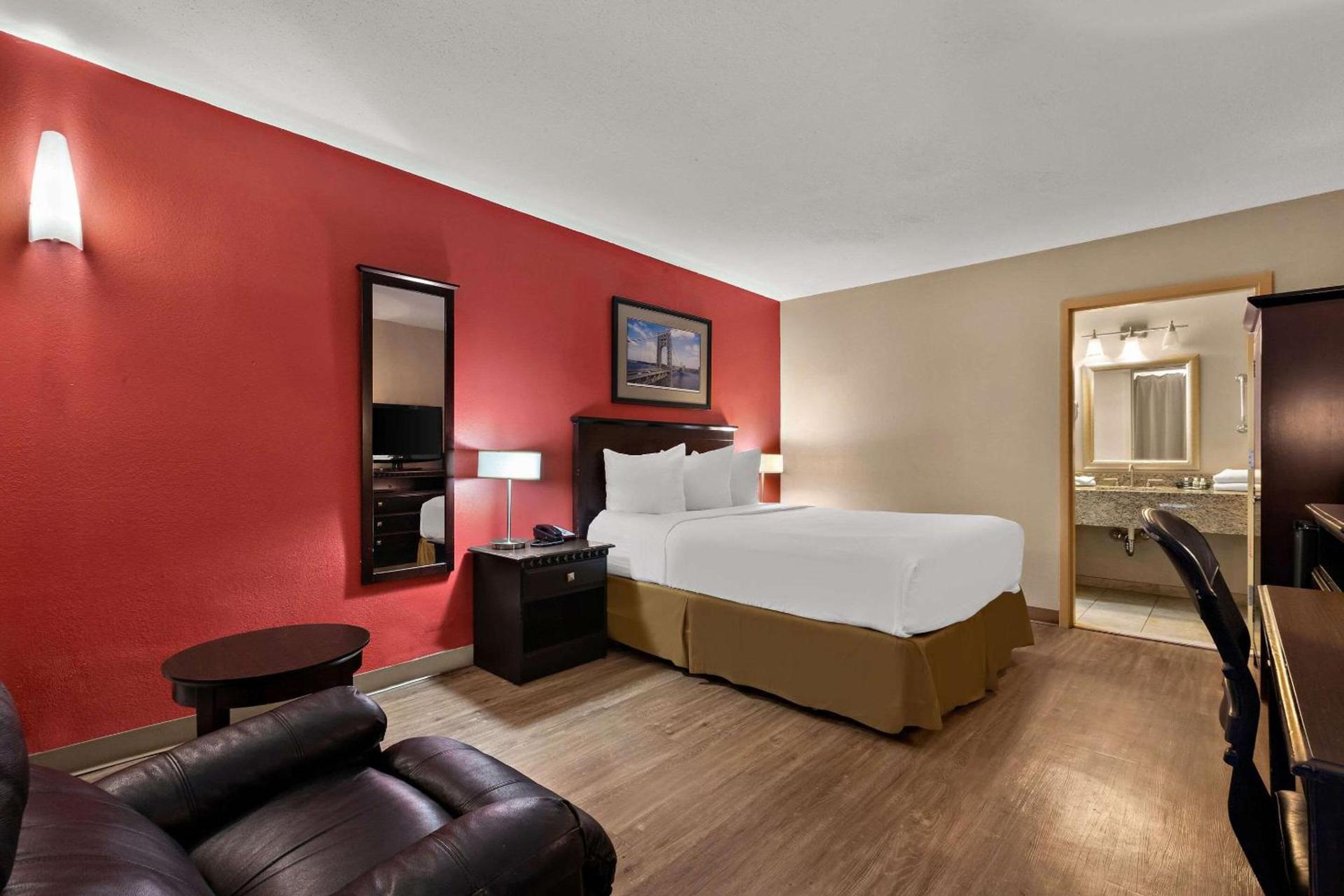 Quality Inn Wayne - Fairfield Area photo 58